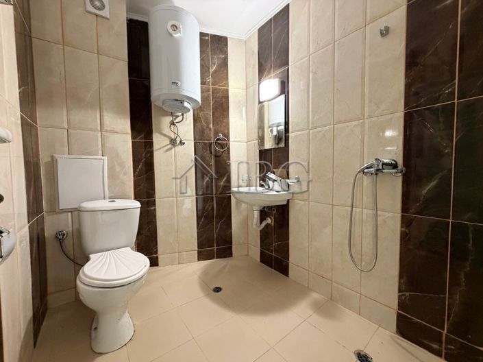 Image No.6-Apartment for sale