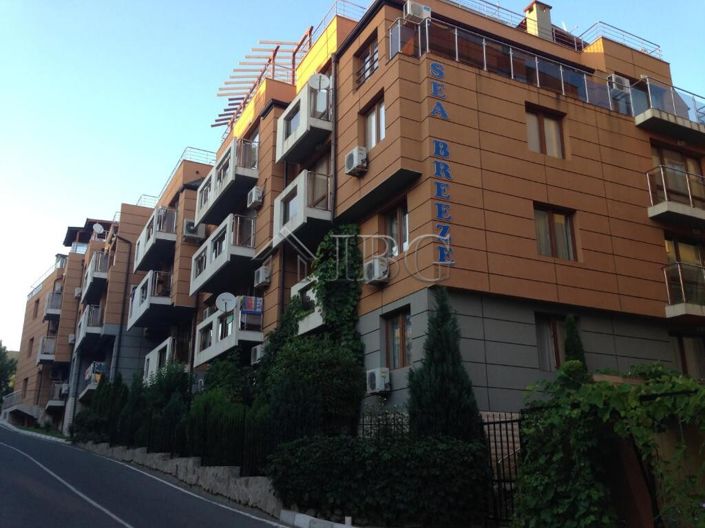 Image No.8-Apartment for sale