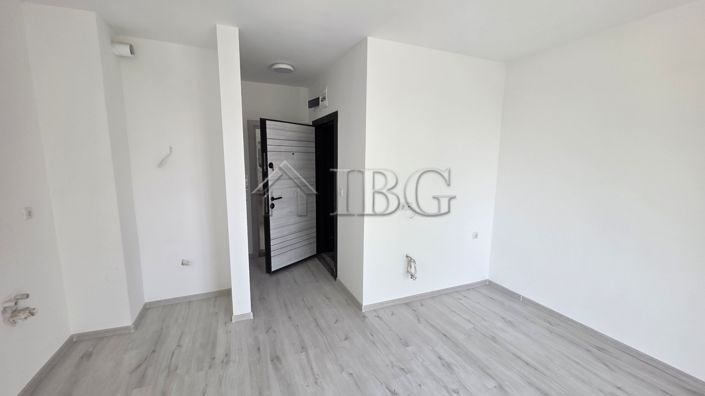 Image No.7-Apartment for sale