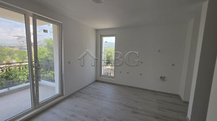 Image No.8-Apartment for sale