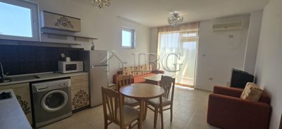 2-bedroom-aprtment-sunny-day-3-1