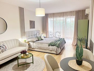 studio-royal-palm-svetoi-vlas-6