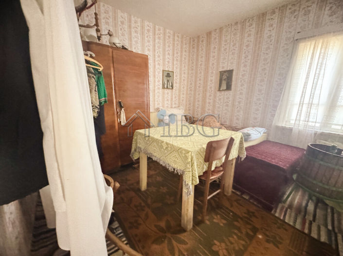 Image No.10-2 Bed House for sale