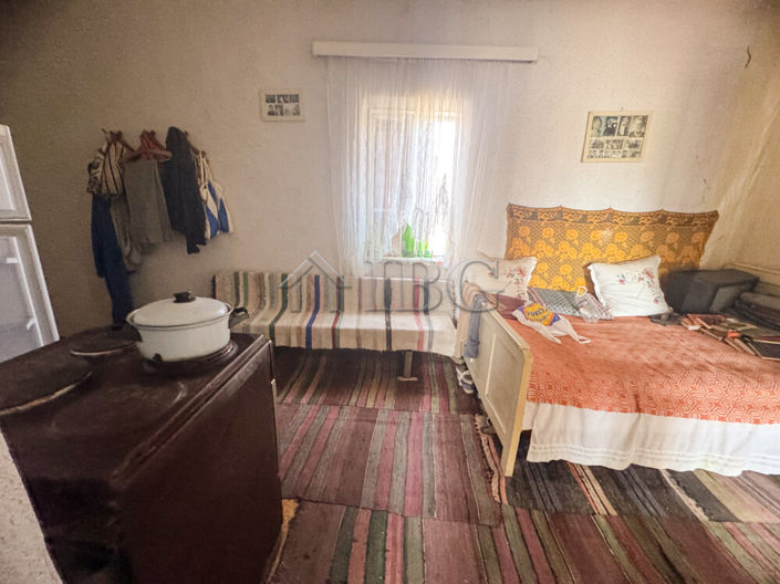 Image No.6-2 Bed House for sale