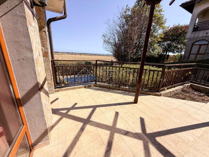 Image No.16-3 Bed House for sale