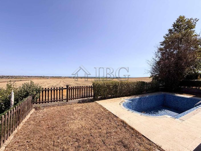 Image No.6-3 Bed House for sale