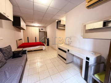 tarsis-studio-for-sale-36