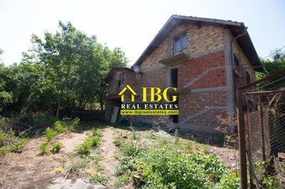 cheap-house-in-the-end-of-the-village-24