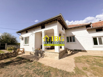 2-bedroom-renovated-house-with-huge-garden-no