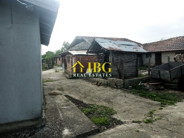 Image No.13-2 Bed House for sale
