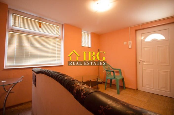 Image No.15-2 Bed House for sale
