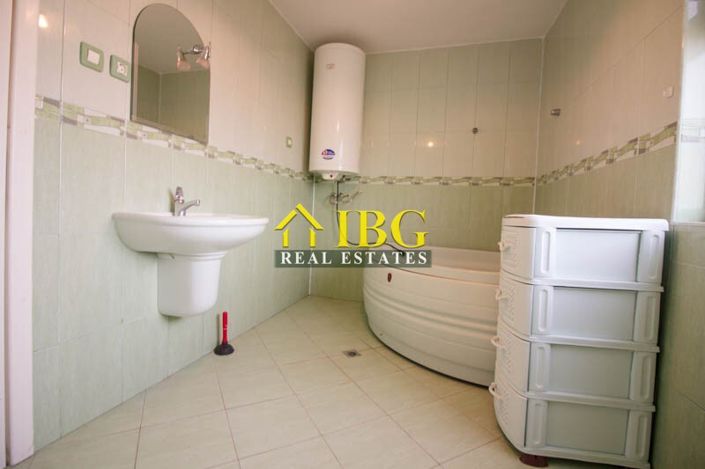 Image No.20-2 Bed House for sale