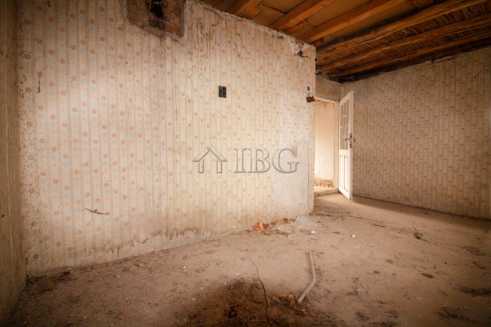 Image No.13-3 Bed House for sale