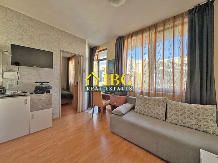 Image No.10-1 Bed Apartment for sale