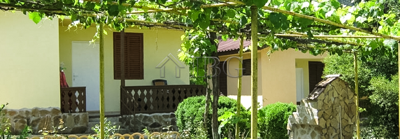 1673872832unique-property-with-lake-9