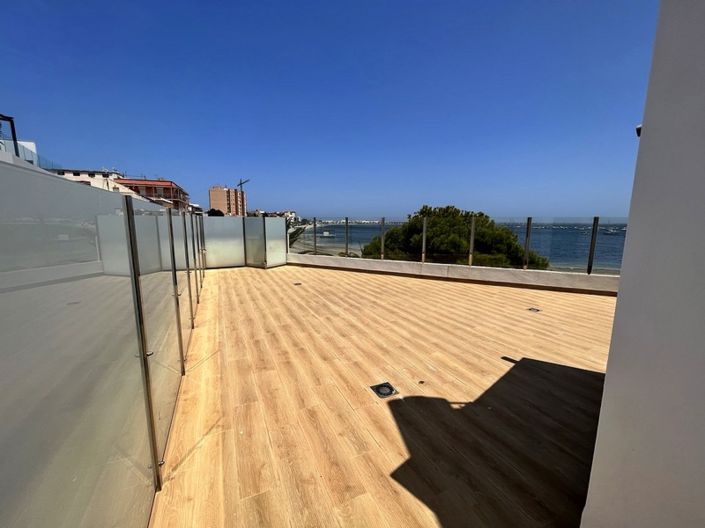 Image No.18-4 Bed Property for sale