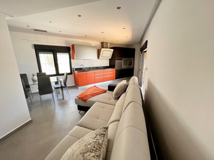 Image No.9-4 Bed Property for sale