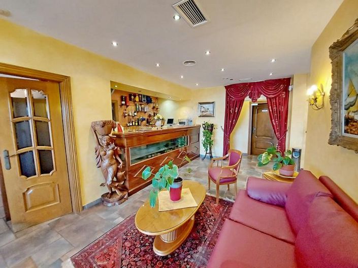 Image No.31-5 Bed Villa for sale