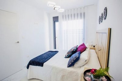 g64b5cde5-f678-41fb-a8bd-59bc9dc2de68