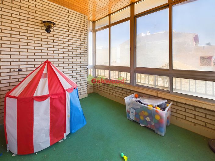 Image No.21-8 Bed Property for sale