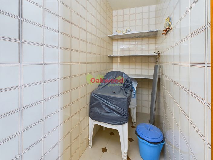 Image No.25-8 Bed Property for sale