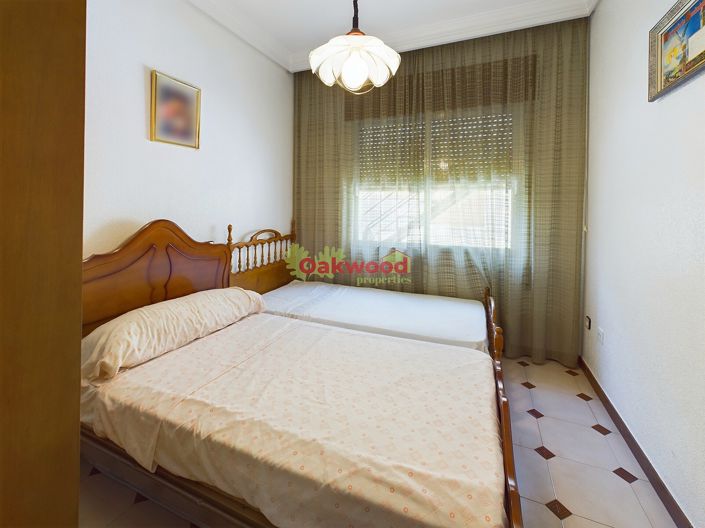 Image No.26-8 Bed Property for sale