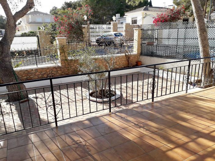 Image No.16-4 Bed Property for sale