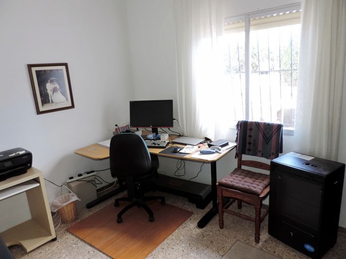 Image No.9-4 Bed Property for sale