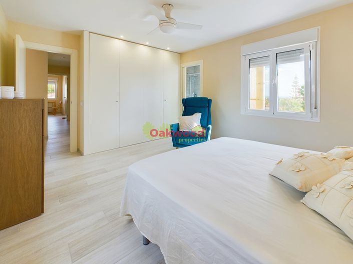 Image No.25-4 Bed Villa for sale