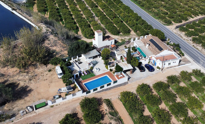 Image No.1-4 Bed Country House for sale