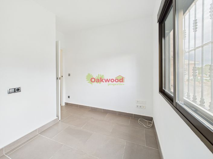 Image No.17-4 Bed Apartment for sale