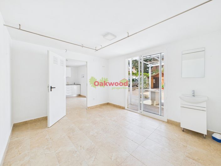 Image No.20-4 Bed Apartment for sale