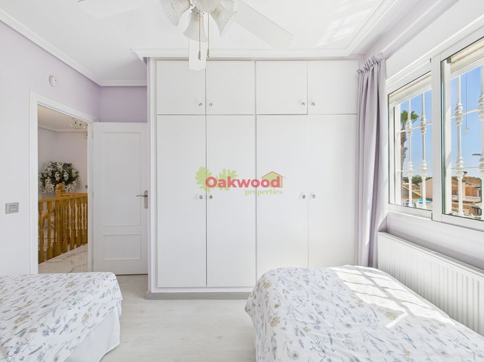 Image No.18-3 Bed Villa for sale