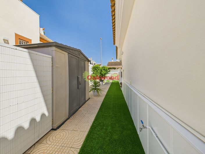 Image No.40-3 Bed Villa for sale