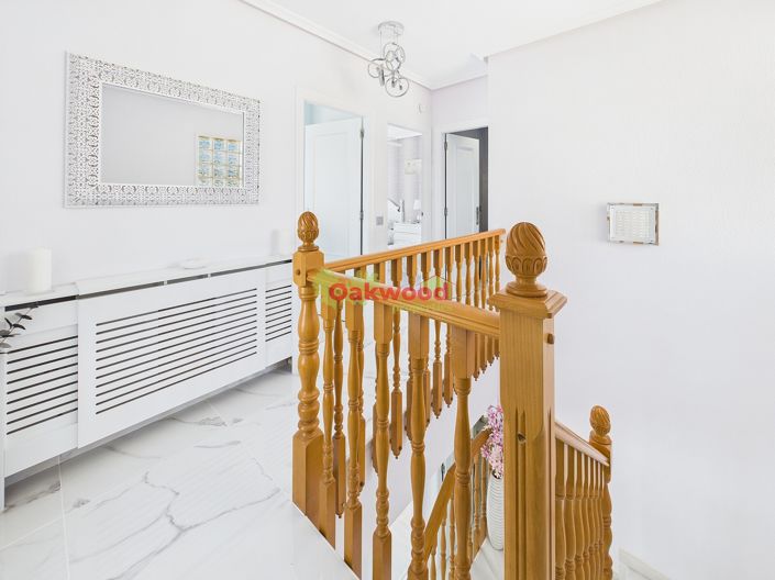 Image No.8-3 Bed Villa for sale