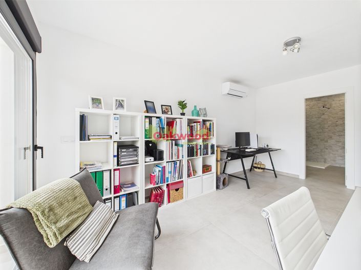 Image No.17-4 Bed Villa for sale