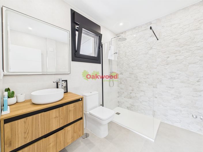 Image No.19-4 Bed Villa for sale