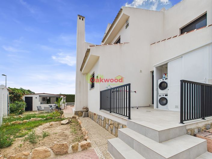 Image No.59-4 Bed Villa for sale