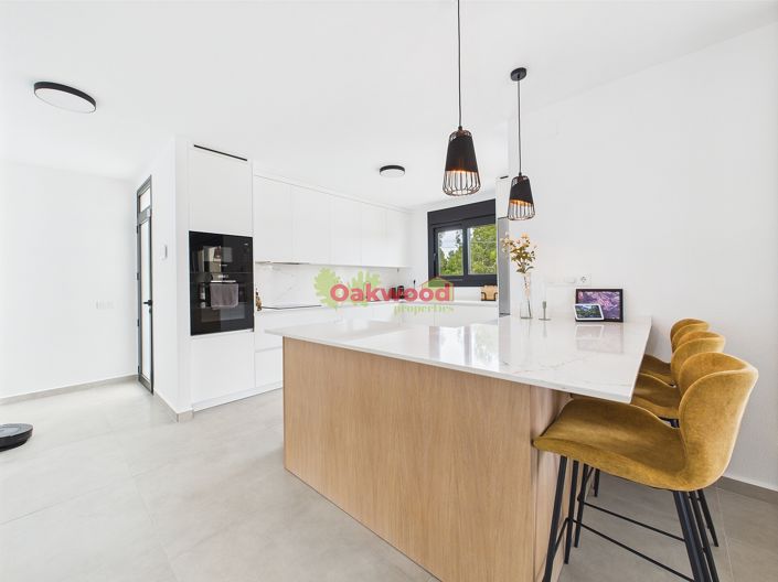 Image No.9-4 Bed Villa for sale