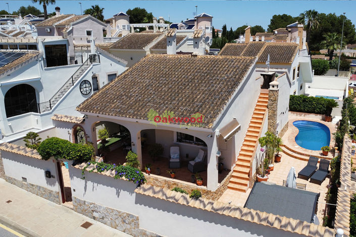 Image No.1-3 Bed Villa for sale