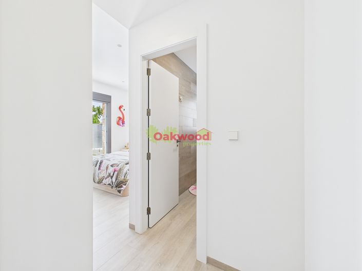 Image No.14-3 Bed Property for sale