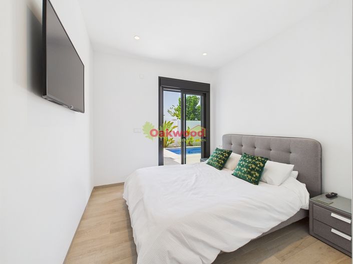 Image No.18-3 Bed Property for sale