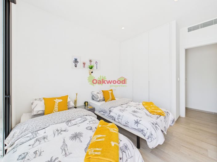 Image No.22-3 Bed Property for sale