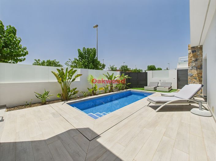 Image No.27-3 Bed Property for sale