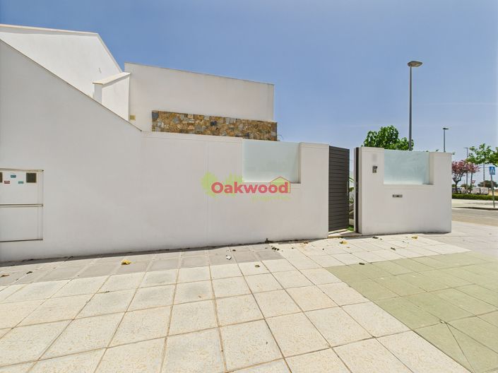 Image No.43-3 Bed Property for sale