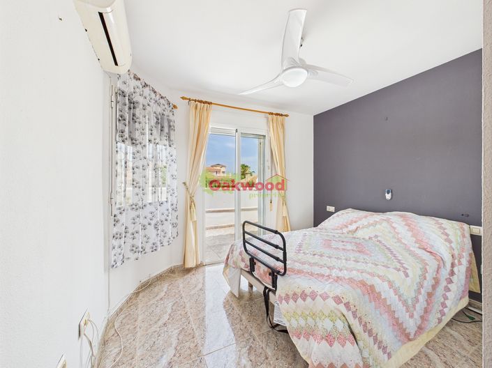 Image No.14-2 Bed Townhouse for sale