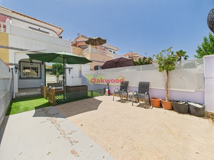 Image No.28-2 Bed Townhouse for sale