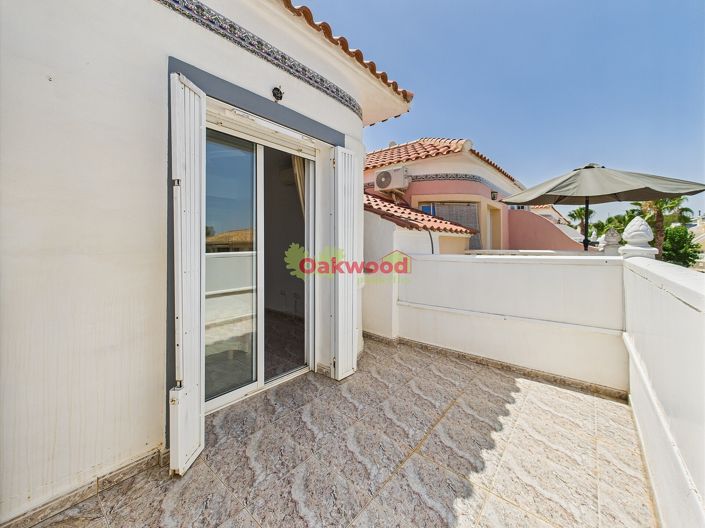 Image No.30-2 Bed Townhouse for sale