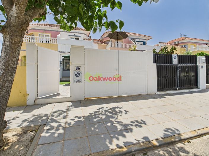 Image No.31-2 Bed Townhouse for sale