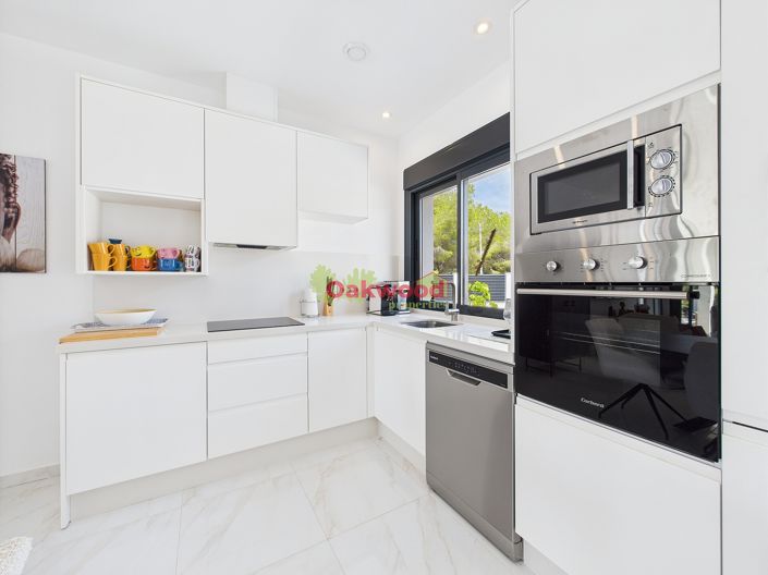 Image No.10-3 Bed Villa for sale